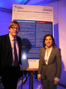 Con el presidente de nuestro grupo Guy Verhofstadt en el lanzamiento de la campaña europea para apoyar a las PYMES